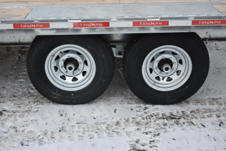 New 2026 TRIUMPH 22 ft Flatbed Trailer