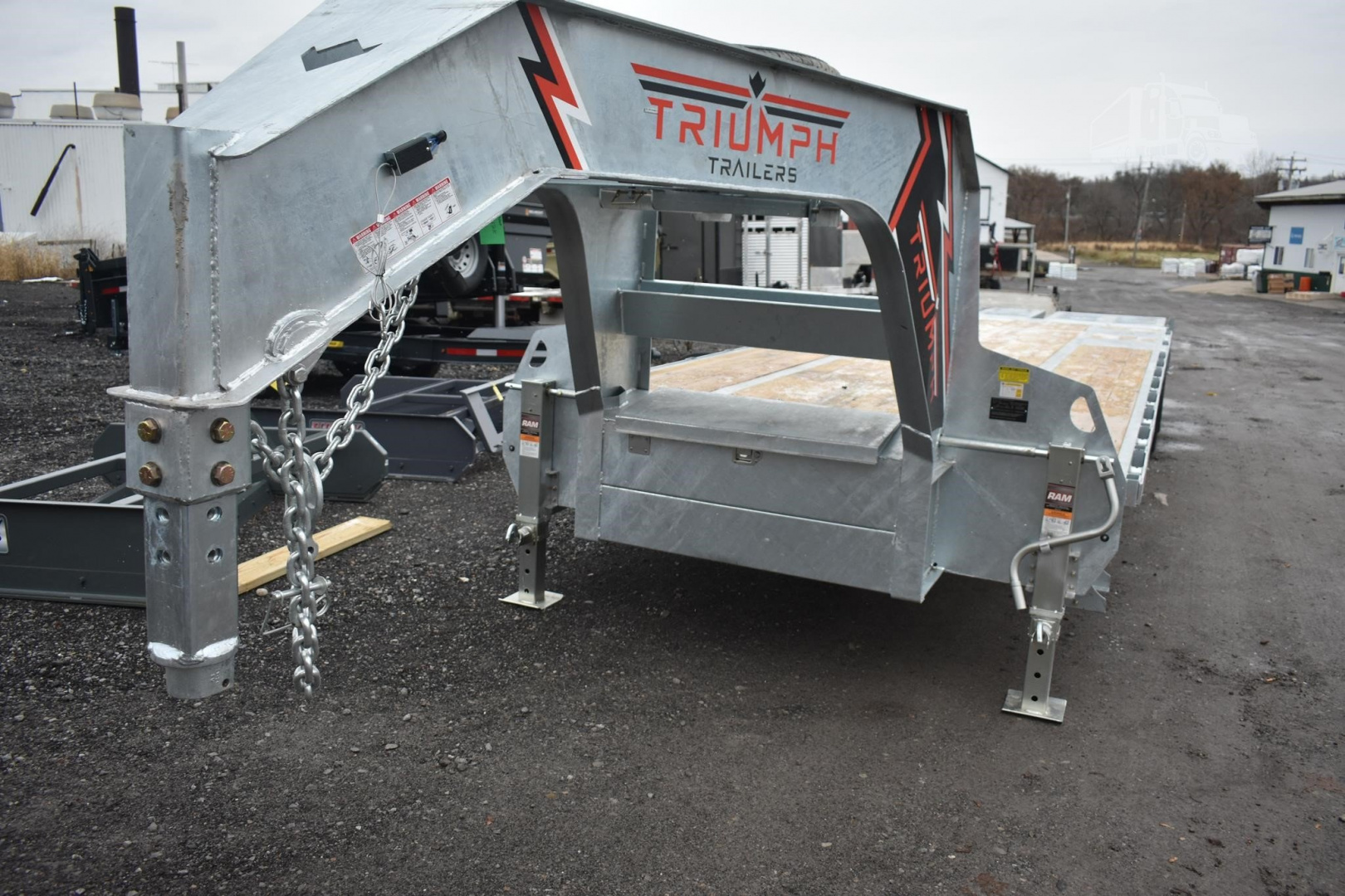 New 2026 TRIUMPH 22 ft Flatbed Trailer
