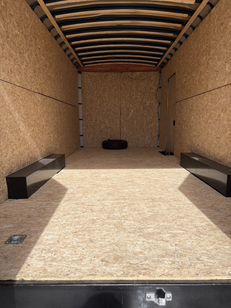 New 2026 Cargo Mate Enclosed EHW8520TA5-24 102x20 TA DOUBLE DOOR (GVW:14000) WHITE