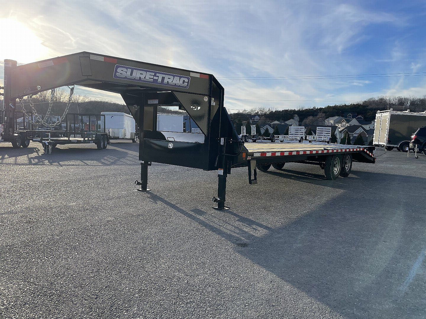 New 2026 Sure-Trac 20+5 Deckover Gooseneck Equipment Trailer