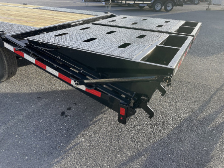 New 2026 Sure-Trac 20+5 Deckover Gooseneck Equipment Trailer