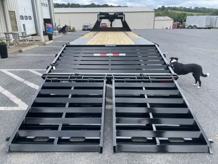 New 2026 Sure-Trac 20+5 15k Deckover Gooseneck Equipment Trailer