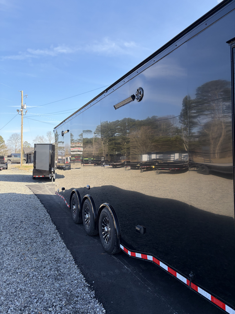 New 2026 Haulmark EDGE 34 Race Trailer With Turbo II Package, Polycor, Insulated, Black Trim Package