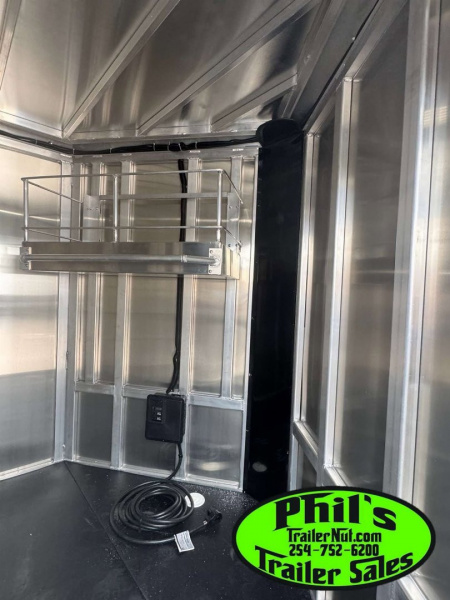 New Frontier Trailers 6 PEN LOW PRO LIVESTOCK TRAILER Stock / Stock Combo Trailer ROOF TOP AC!! LAST 1 AT THIS PRICE! GET IT BEFORE IT'S GONE!