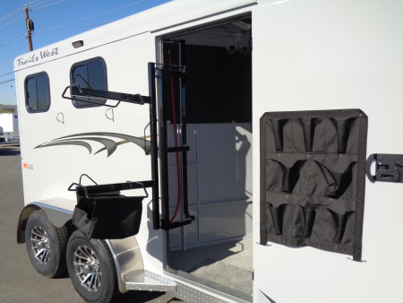 New 2026 Trails West *ADV MX II 2H * ADVENTURE MX II 2-Horse Slant Load Horse Trailer w/ Titanium Package