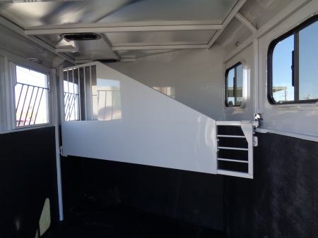 New 2026 Trails West *ADV MX II 2H * ADVENTURE MX II 2-Horse Slant Load Horse Trailer w/ Titanium Package