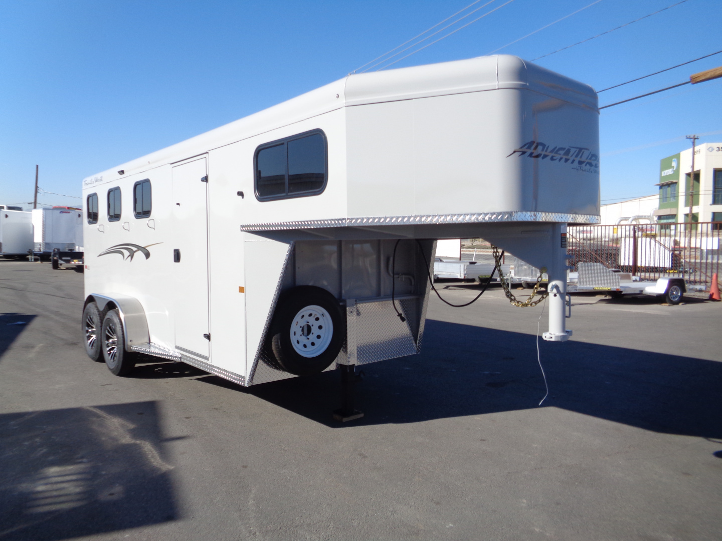 New 2026 Trails West ADVENTURE MX GN 3-Horse Gooseneck Horse Trailer w/ Titanium Package