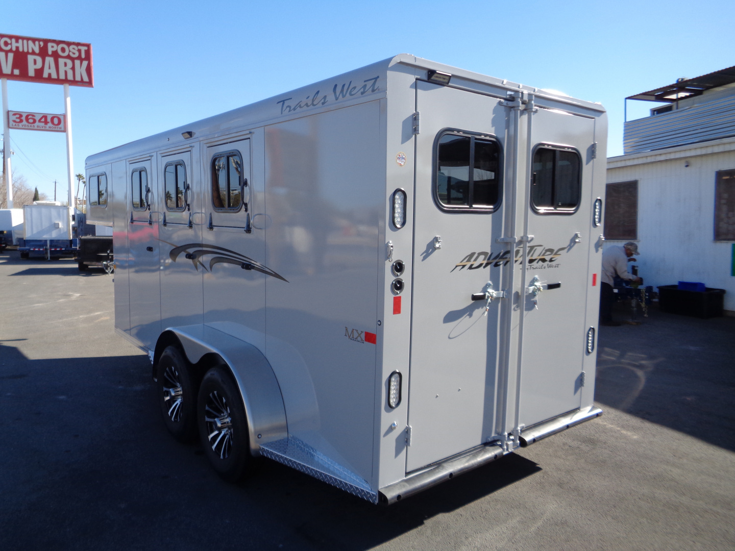 New 2026 Trails West ADVENTURE MX GN 3-Horse Gooseneck Horse Trailer w/ Titanium Package