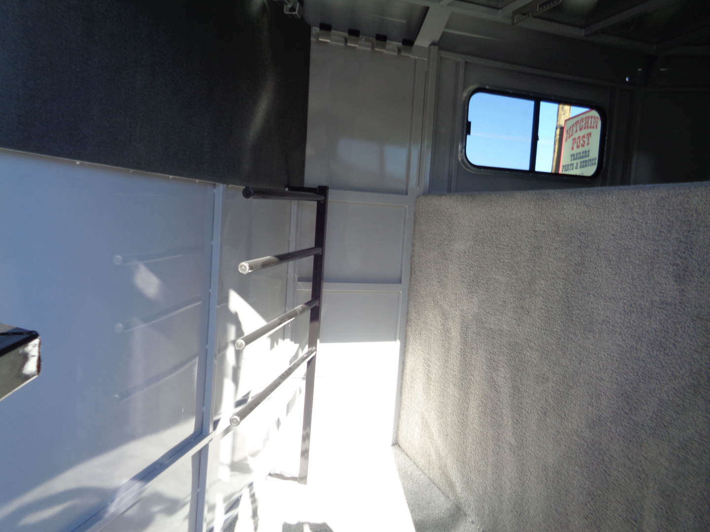 New 2026 Trails West ADVENTURE MX GN 3-Horse Gooseneck Horse Trailer w/ Titanium Package