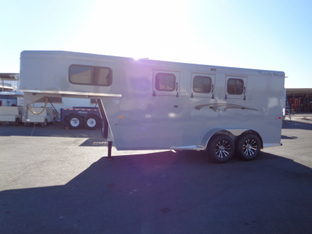 New 2026 Trails West ADVENTURE MX GN 3-Horse Gooseneck Horse Trailer w/ Titanium Package