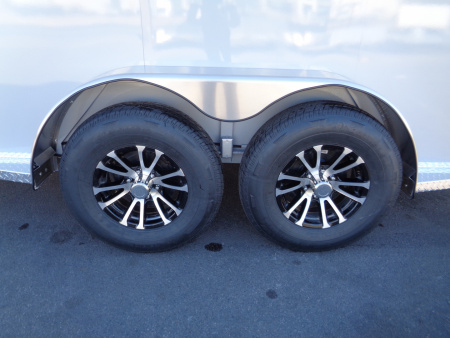 New 2026 Trails West ADVENTURE MX GN 3-Horse Gooseneck Horse Trailer w/ Titanium Package