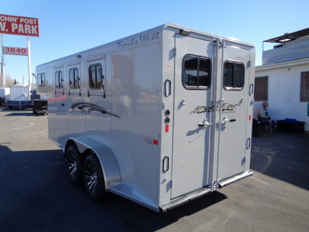 New 2026 Trails West ADVENTURE MX GN 3-Horse Gooseneck Horse Trailer w/ Titanium Package