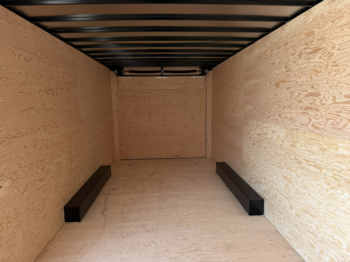 New 2026 Royal 8-20-1.5V Enclosed Car Hauler