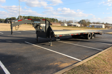 New 2026 Top Hat 27+5x102” 240 Gooseneck