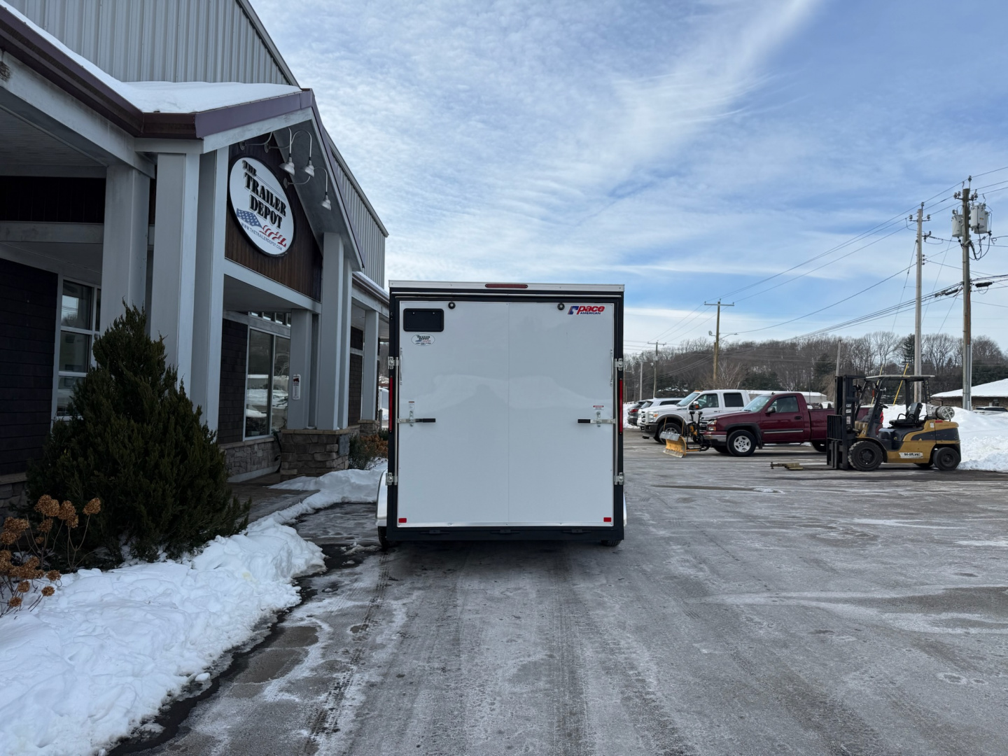 New Pace American 7′ x 16′ + V-Nose Enclosed Cargo Trailer with Ramp Door 7K