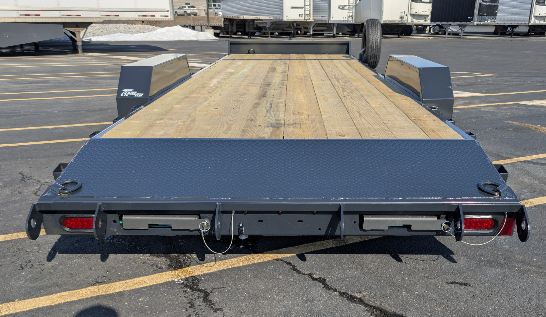 New Hillcrest 10202SC 24' 10K (GVWR) 82" Wide Car Hauler