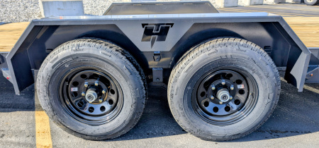 New Hillcrest 10202SC 24' 10K (GVWR) 82" Wide Car Hauler