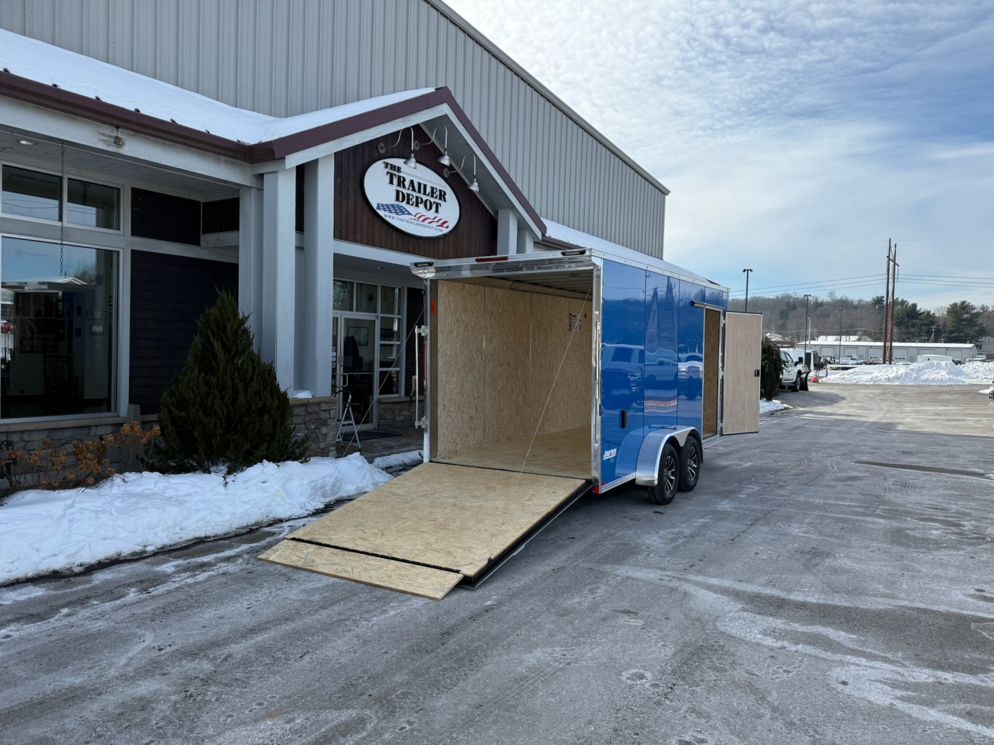 New Pace American 7' x 16' + V-Nose Enclosed Cargo Trailer with Ramp Door 7K