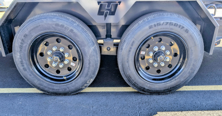 New Hillcrest 176193SE 22' I-Beam, Max Ramps 17.6K (GVWR) Equipment Trailer