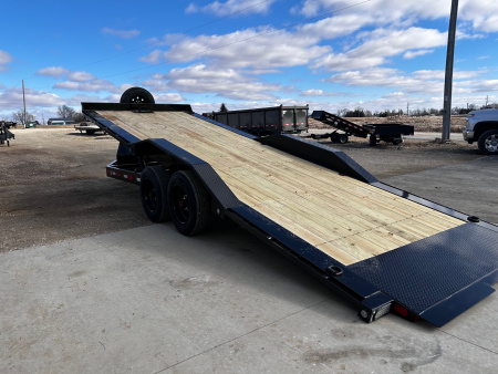 New 2026 MAXXD T8X 102X24 17.5k power tilt equipment/car trailer Equipment Trailer