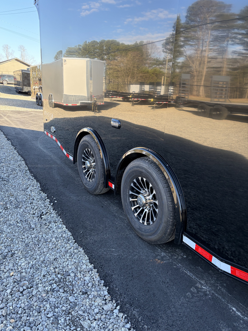 Used 2026 Haulmark EDGE 24 Race Trailer, Sportsman Plus Package, Polycor, Insulated, 12000 GVWR