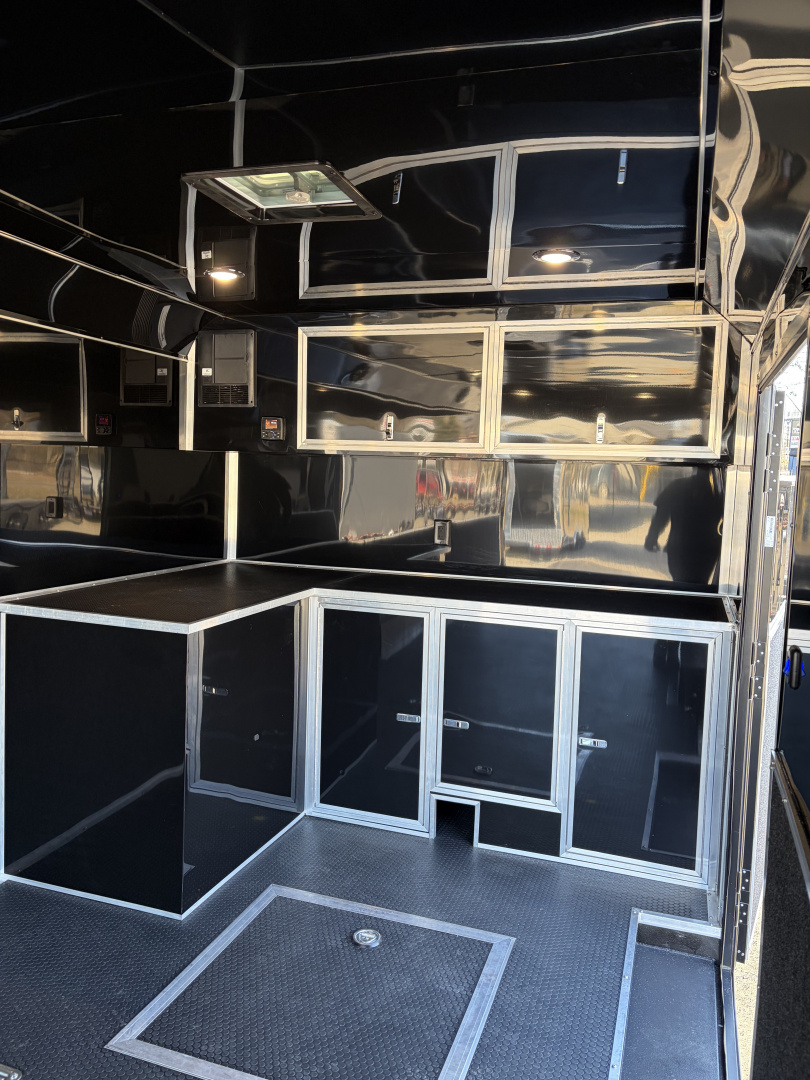 Used 2026 Haulmark EDGE 24 Race Trailer, Sportsman Plus Package, Polycor, Insulated, 12000 GVWR