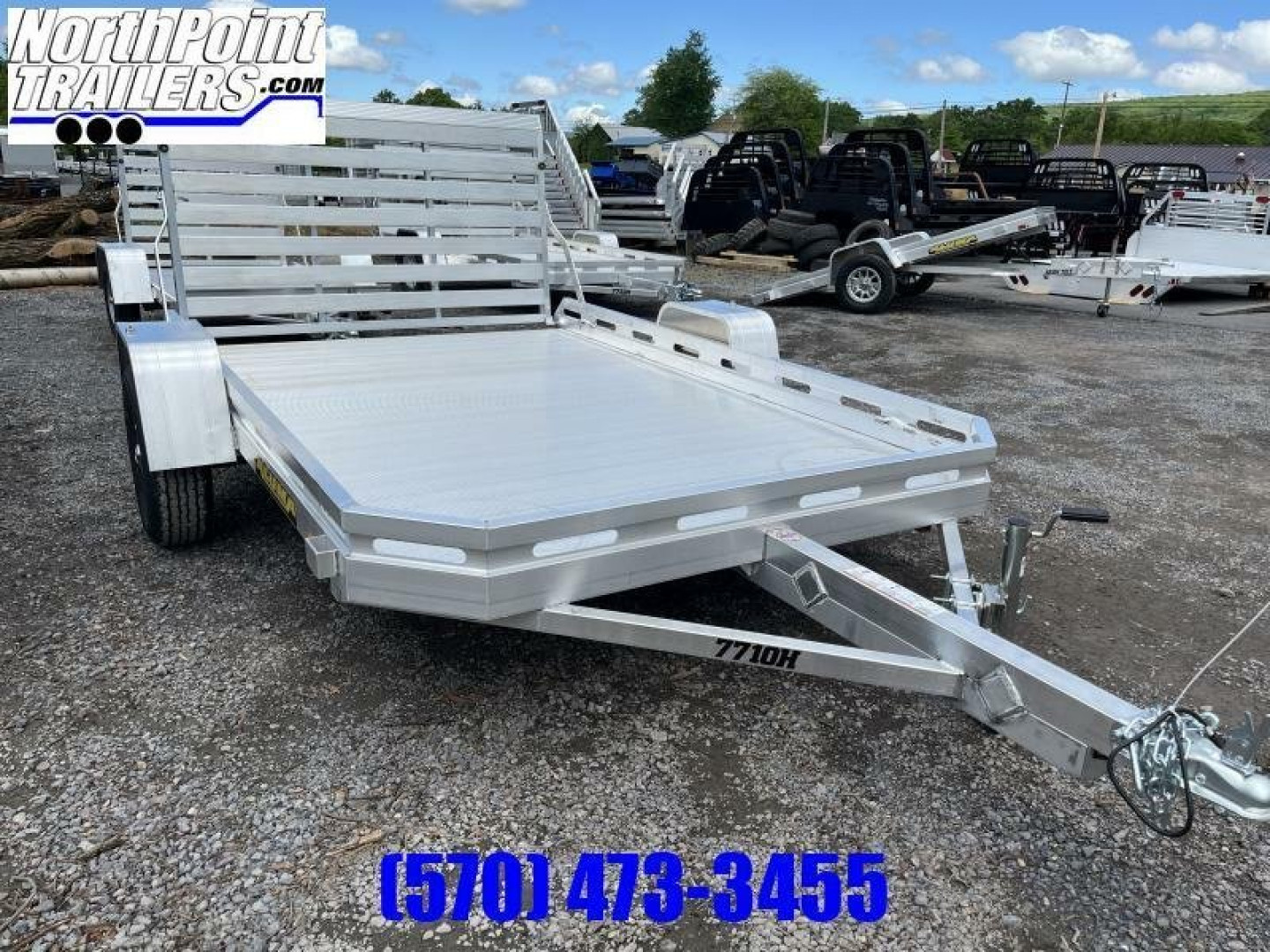 New 2027 Aluma 77"x10' - Tailgate