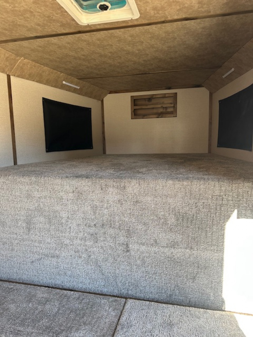 New 2026 Trails West Sierra 4 Horse