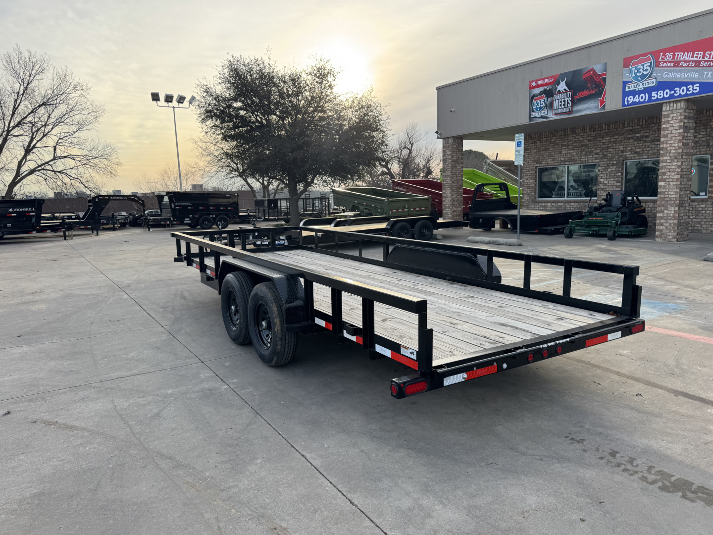 New 2025 Top Hat Trailers HH14 20X83 Utility Trailer