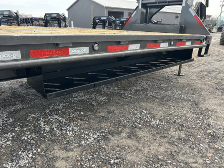 New 2026 MAXXD Gooseneck Trailer | 34' x 102' 30K GVWR