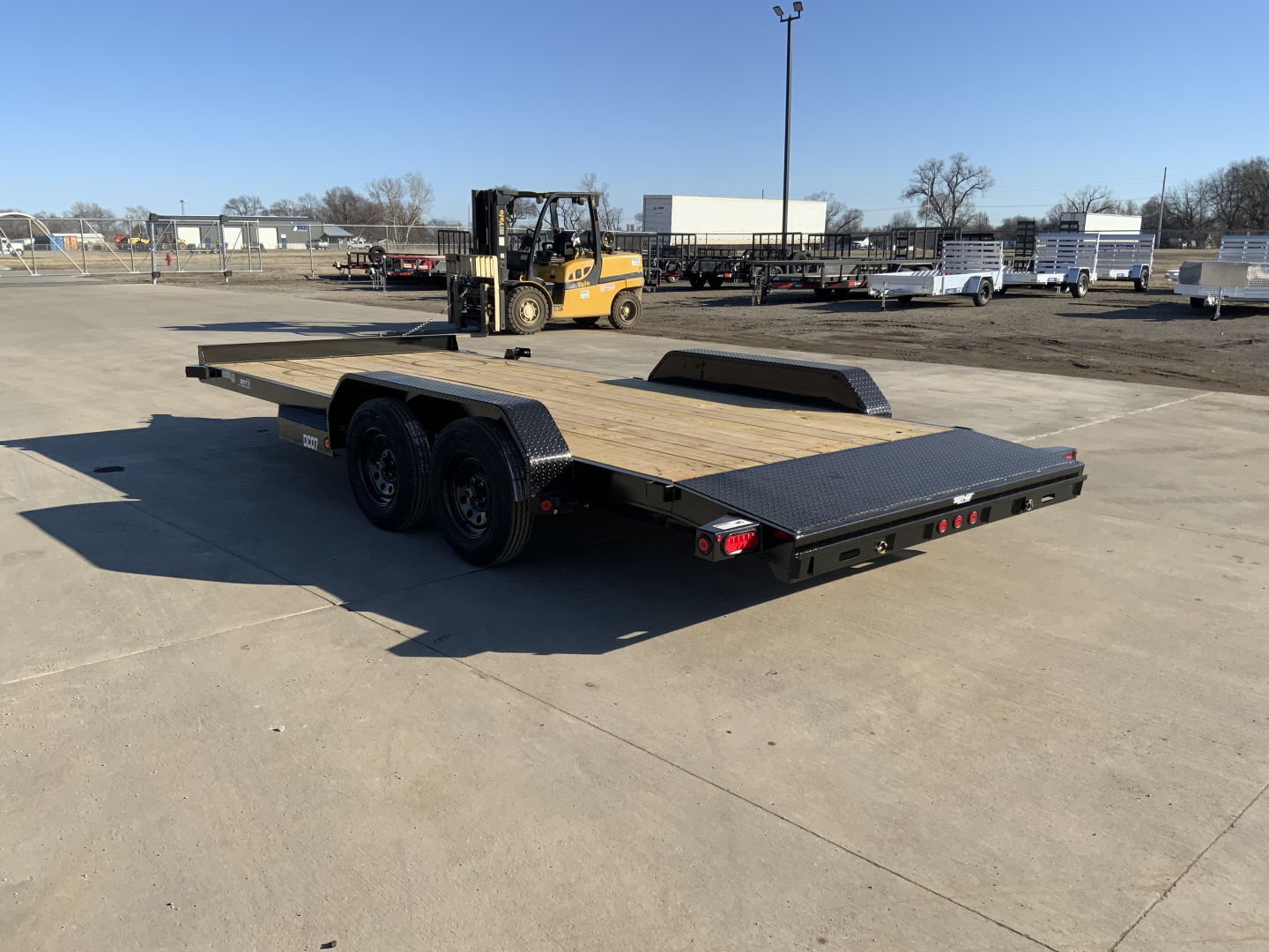 New 2026 Top Hat DC07 83 X 18 Car Hauler