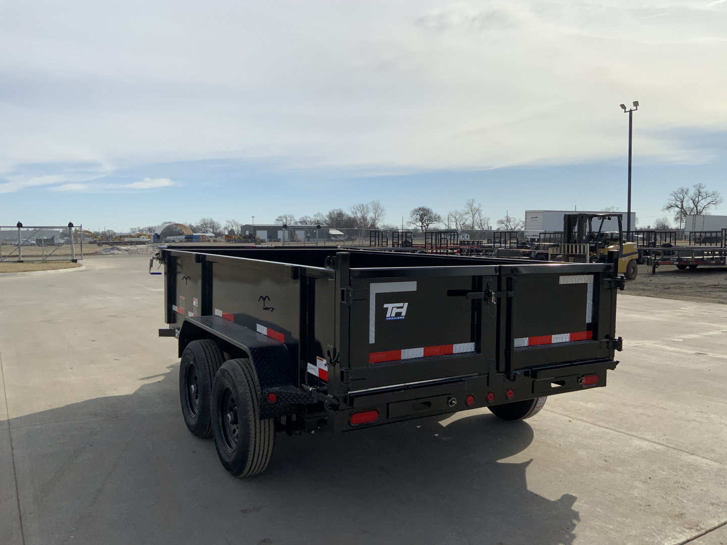 New 2026 Top Hat DP10 77 X 12 Dump Trailer