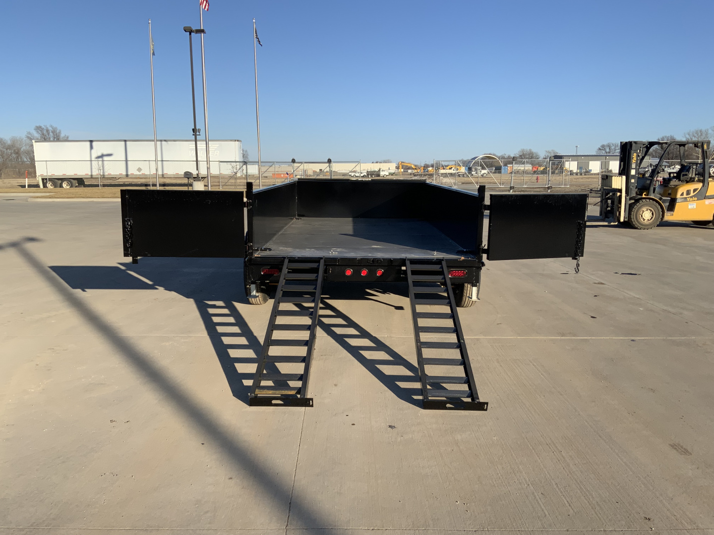 New 2026 Top Hat DE14 83 X 14 Dump Trailer