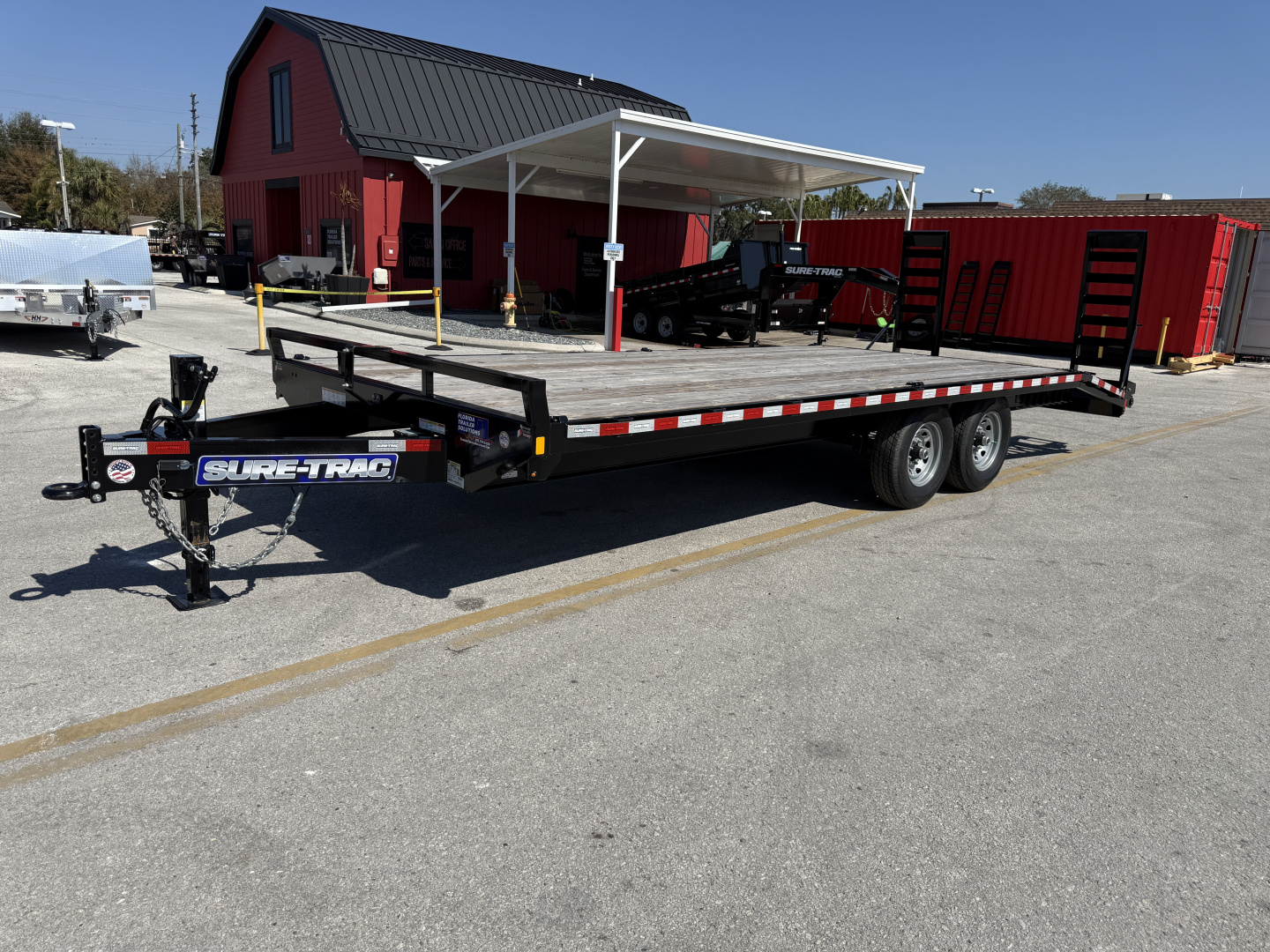 New 2025 Sure-Trac 8.5X18+4 15K Standard Duty Beavertail Deckover Trailer