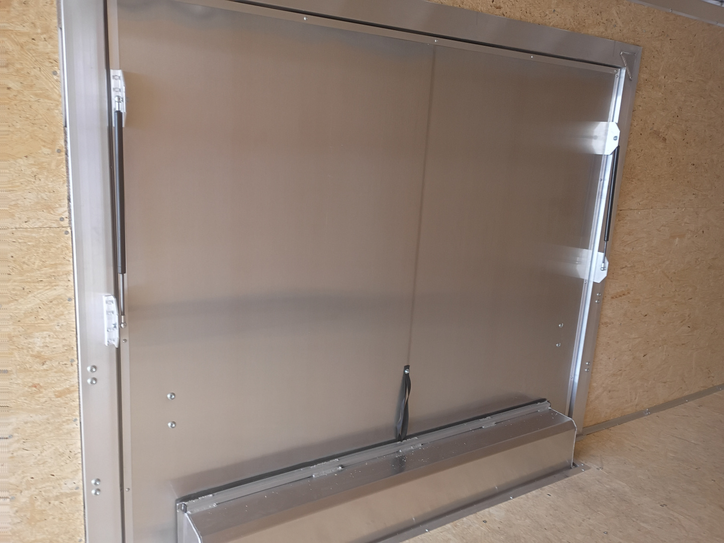 New 2026 E-Z Hauler SUPERLITE SERIES 8.5X28CH XLT-P