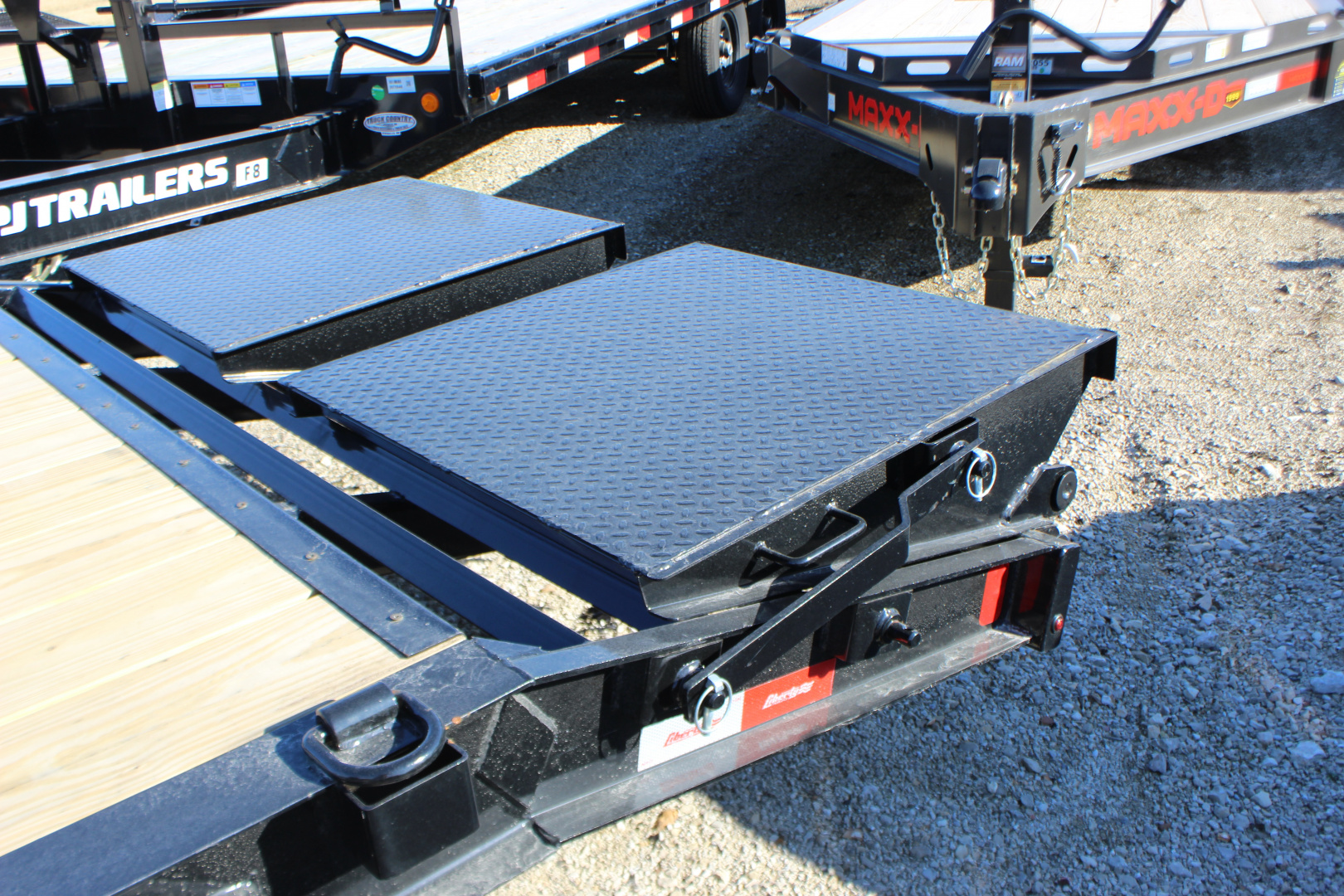 New 2026 Liberty LE 83"x20' Equipment Trailer