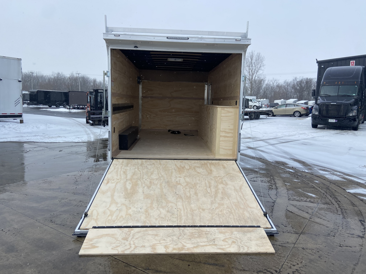 New 2026 United Trailers UXT 8.5X16 Contractor