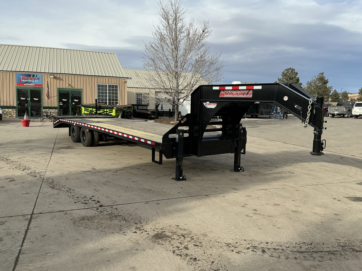 Used 2024 Midsota NFB32-GN-259 Flatbed Trailer