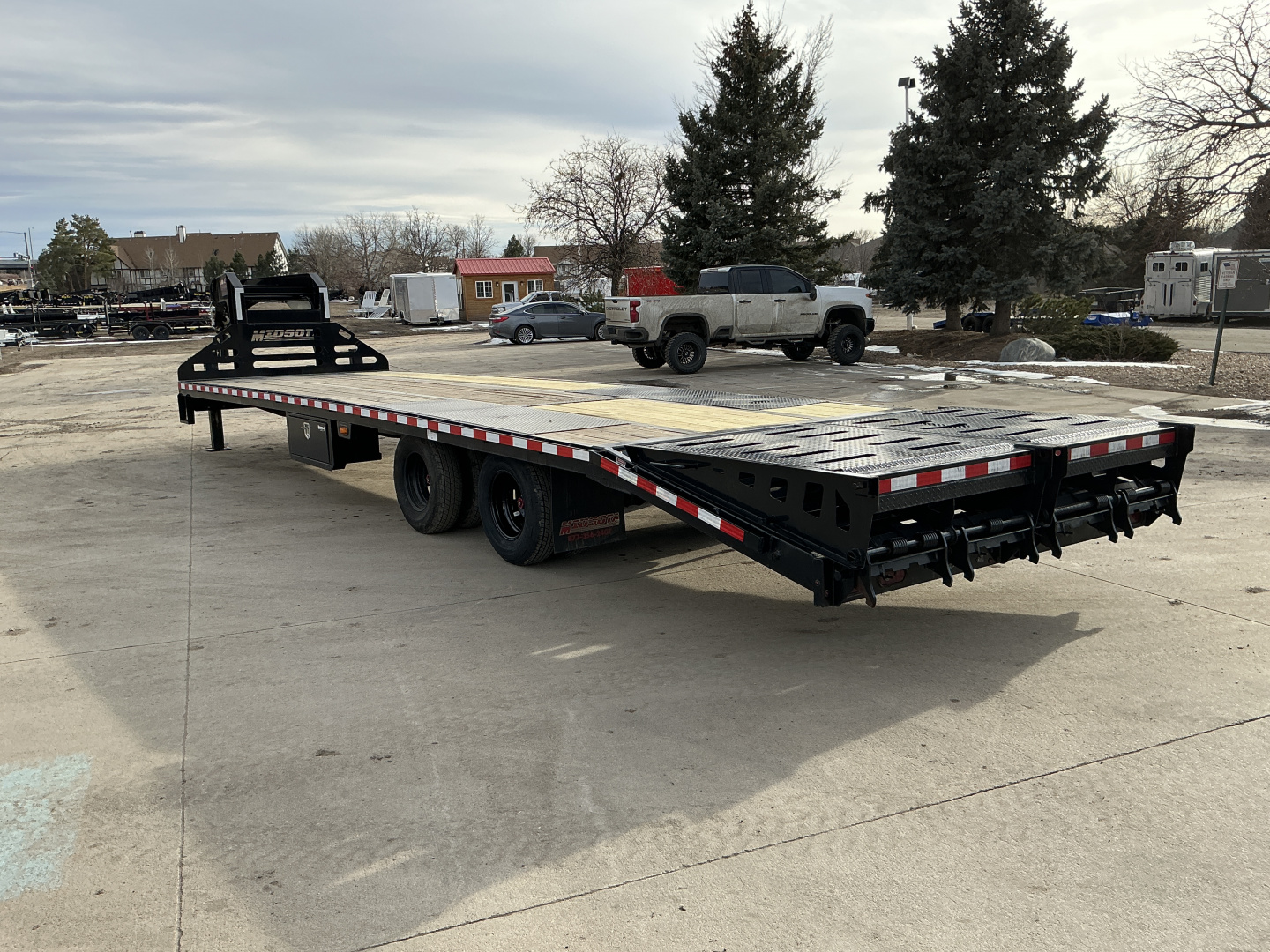 Used 2024 Midsota NFB32-GN-259 Flatbed Trailer