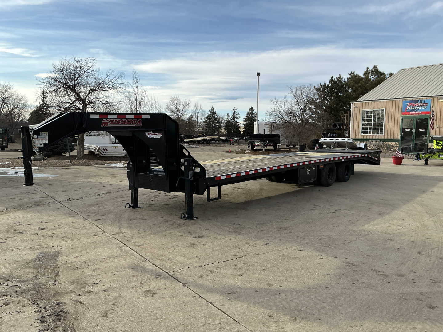 Used 2024 Midsota NFB32-GN-259 Flatbed Trailer