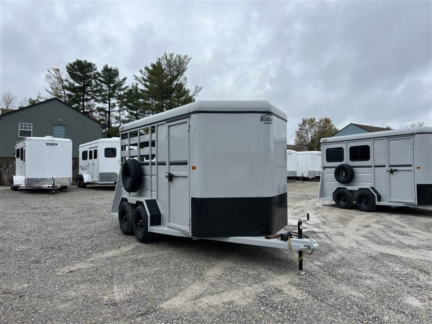 New 2026 Valley 2 HORSE SLANT LOAD COMBO STANDARD 7' Tall