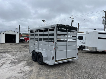 New 2026 Valley 2 HORSE SLANT LOAD COMBO STANDARD 7' Tall