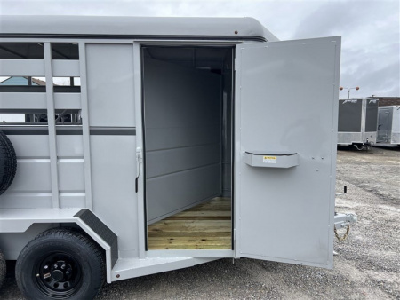 New 2026 Valley 2 HORSE SLANT LOAD COMBO STANDARD 7' Tall