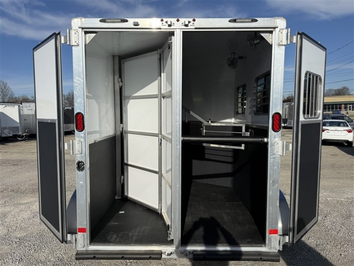 New 2026 Kiefer KRUISER 2 HORSE SLANT LOAD