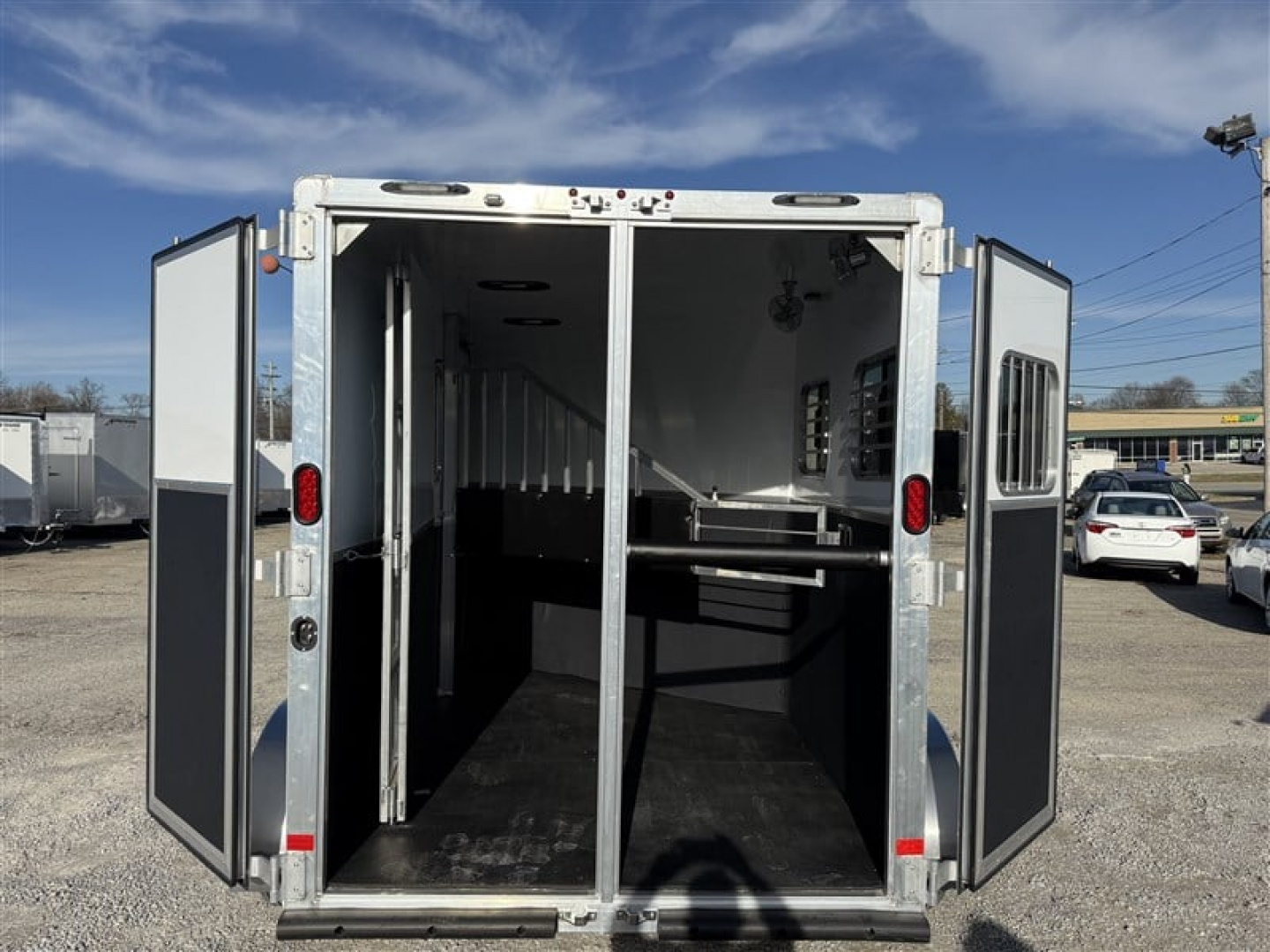 New 2026 Kiefer KRUISER 2 HORSE SLANT LOAD