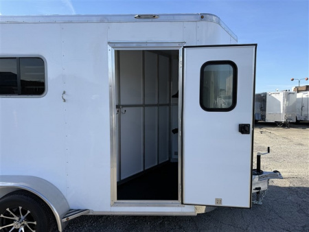 New 2026 Kiefer KRUISER 2 HORSE SLANT LOAD