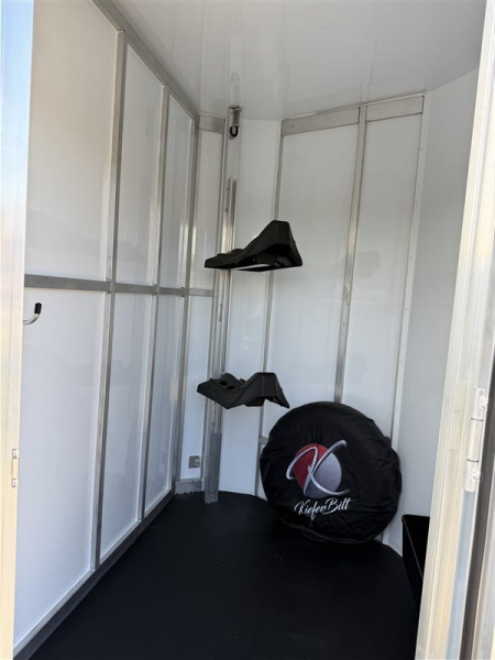 New 2026 Kiefer KRUISER 2 HORSE SLANT LOAD