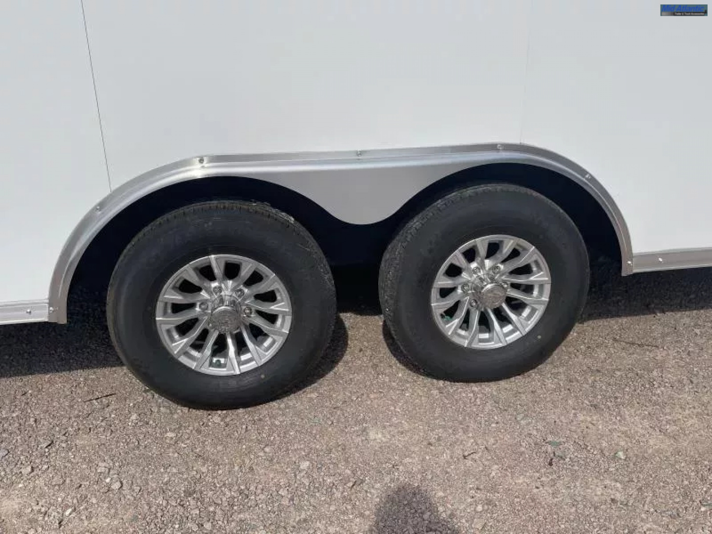 New 2025 Sure-Trac 8.5 x 20 Landscape Pro Enclosed Round Top Cargo Trailer  10K