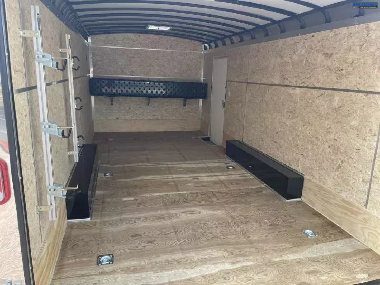 New 2025 Sure-Trac 8.5 x 20 Landscape Pro Enclosed Round Top Cargo Trailer  10K