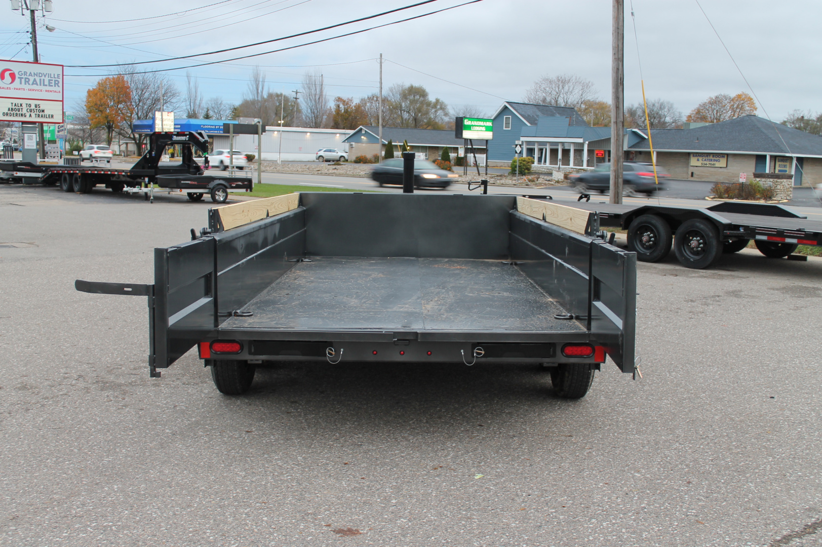 New 2026 Diamond C Trailers BASELINE HDU208 16X82 Dump Trailer